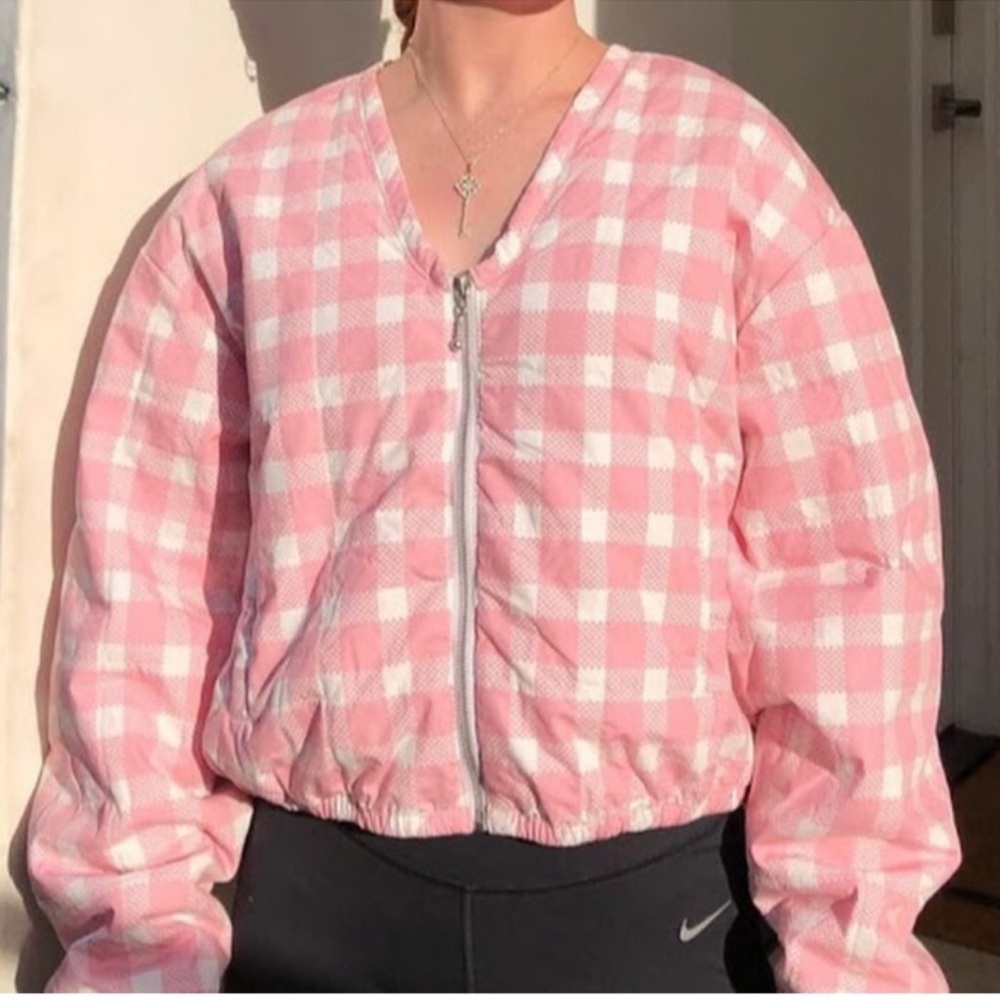 NWT Urban Outfitters Puff Jacket Pink and White Checkered Zip-Up Jacket - Picture 3 of 9